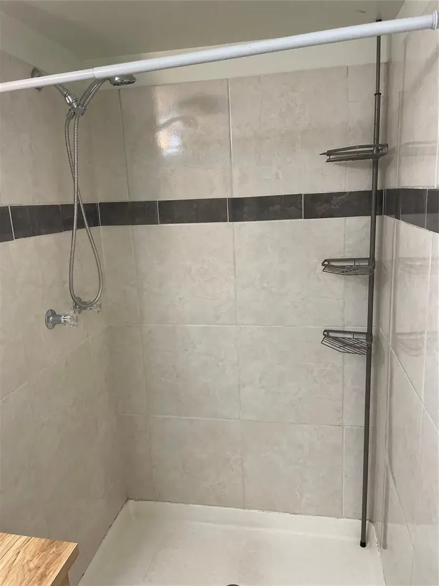 143 NW 93rd Avenue # 202, Pembroke Pines FL 33024