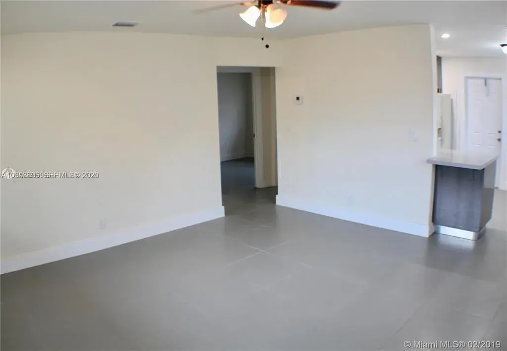 719 SW 7th Street # 2, Hallandale Beach FL 33009