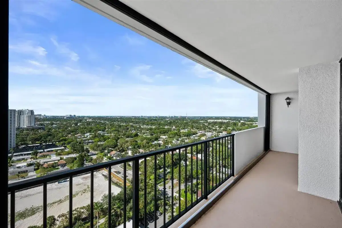 5600 N Flagler Drive # 2304, West Palm Beach FL 33407 photo 5