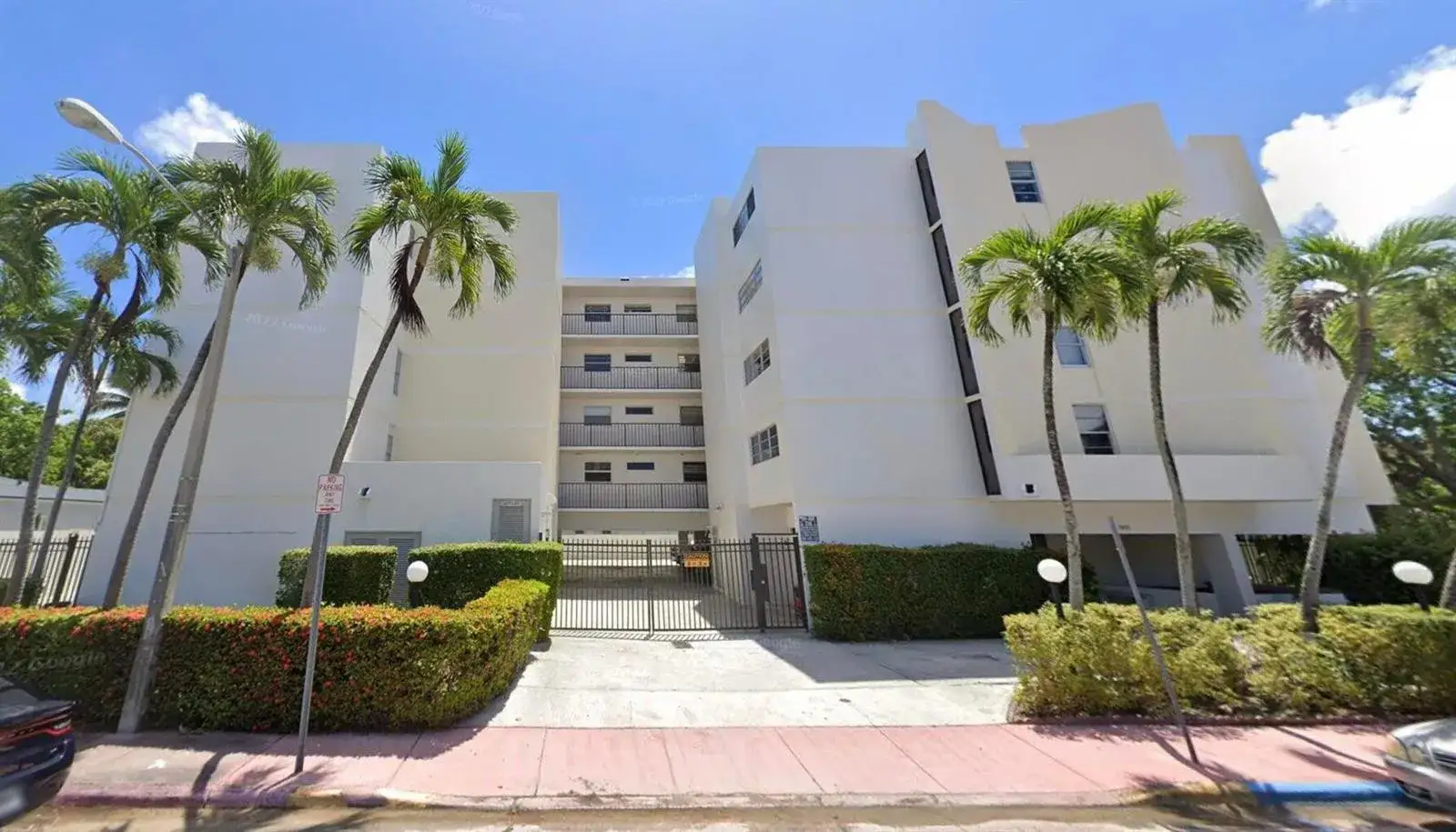 2 bedroom 1 bath Residential for sale at 7601 Byron Avenue # 3c, Miami Beach FL 33141