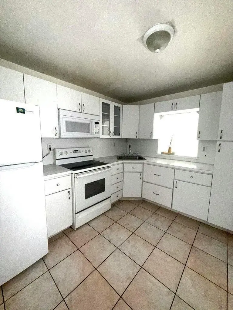 7601 Byron Avenue # 3c, Miami Beach FL 33141