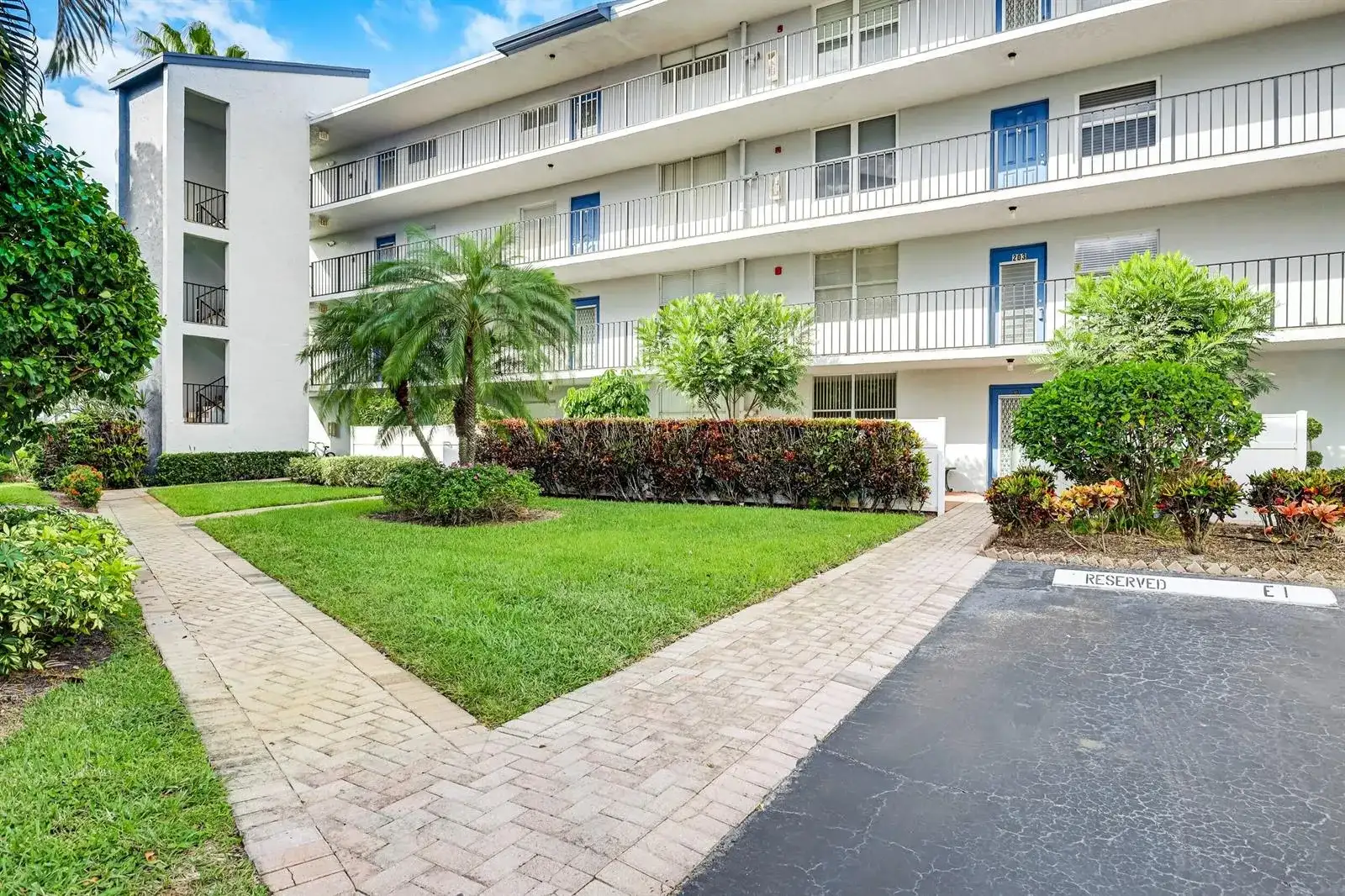6650 S Oriole Boulevard # 1030, Delray Beach FL 33446 photo 2