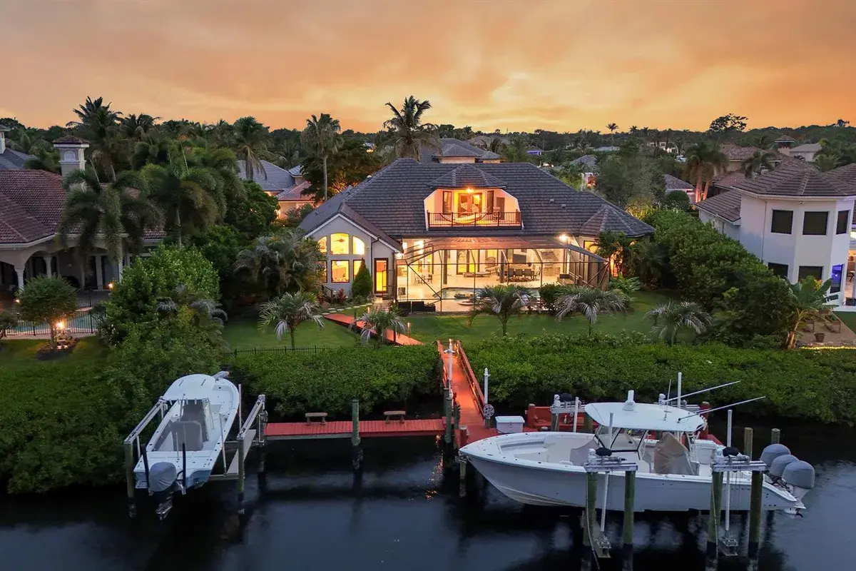 18989 SE Windward Island Lane, Jupiter FL 33458