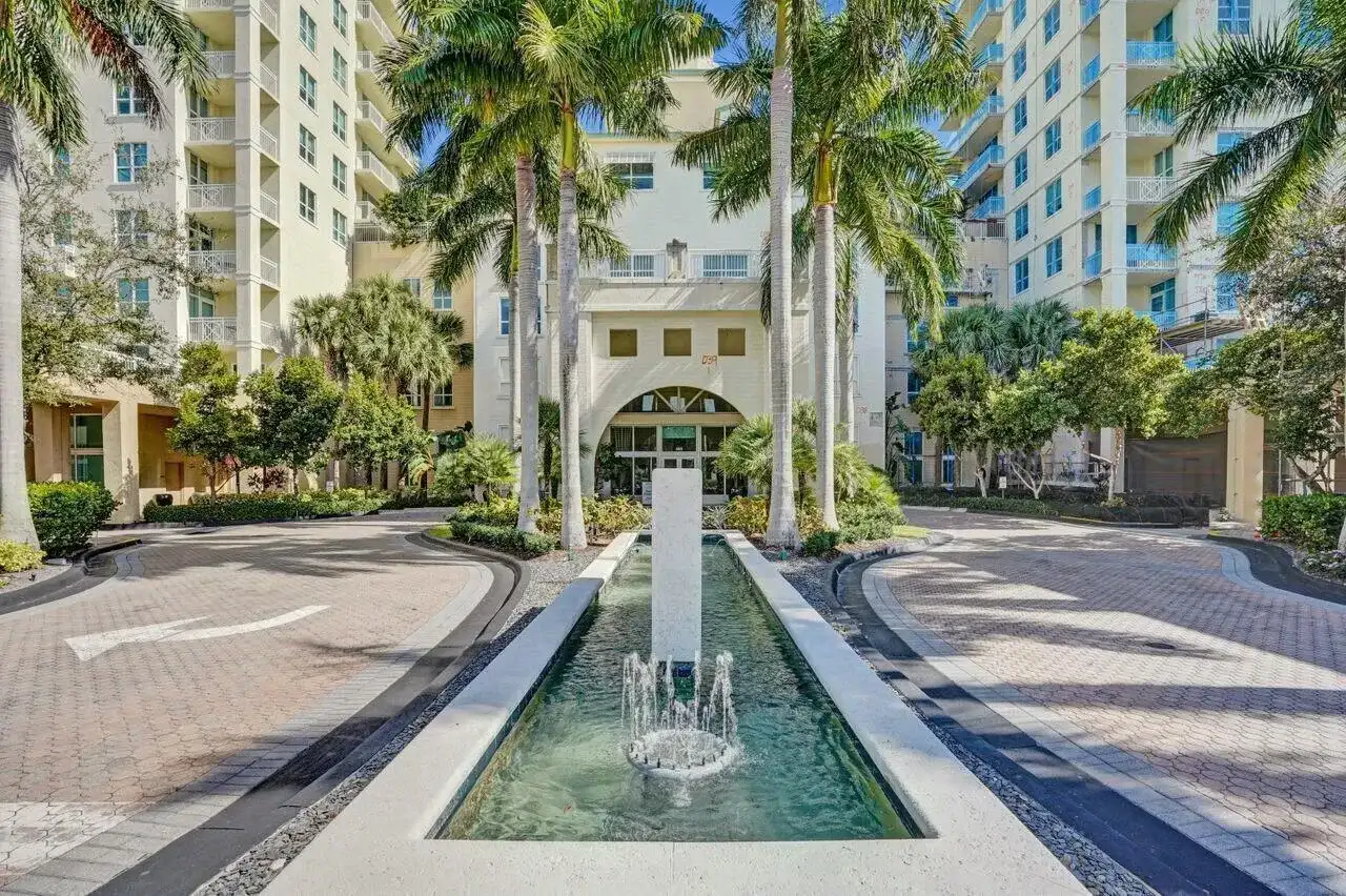 350 N Federal Highway # 903, Boynton Beach FL 33435