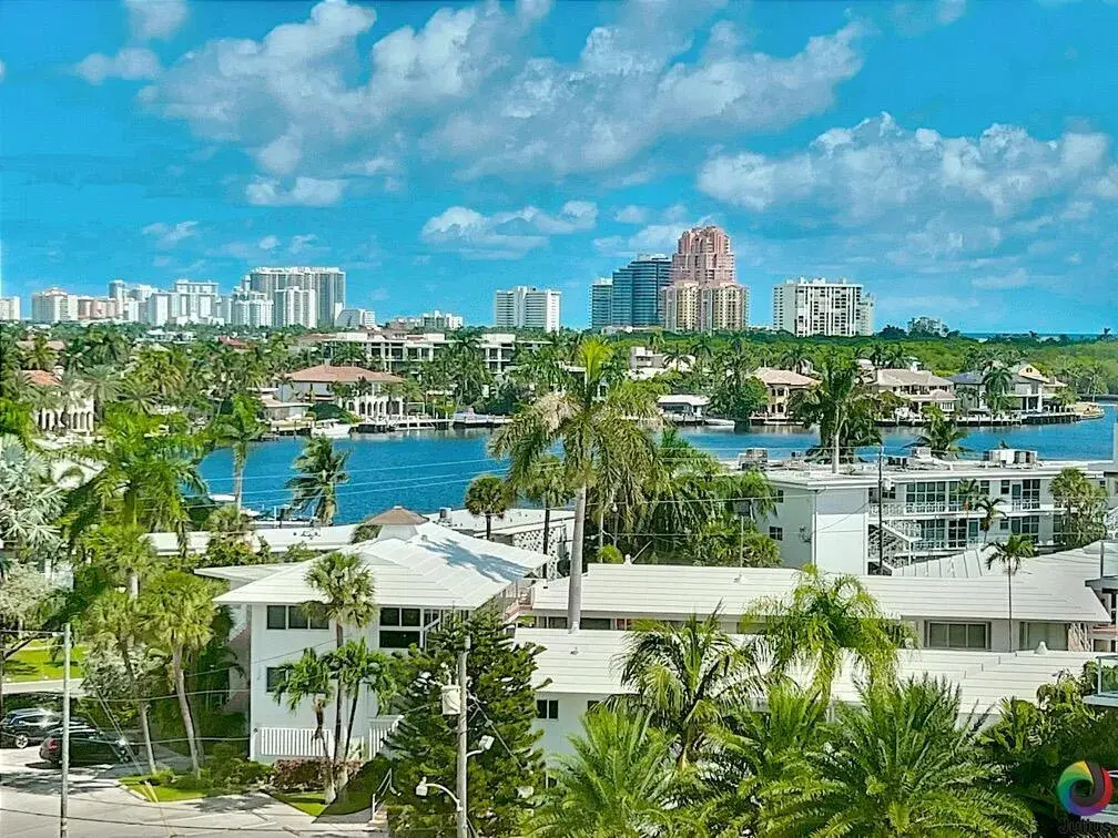 2555 NE 11th Street # 809, Fort Lauderdale FL 33304