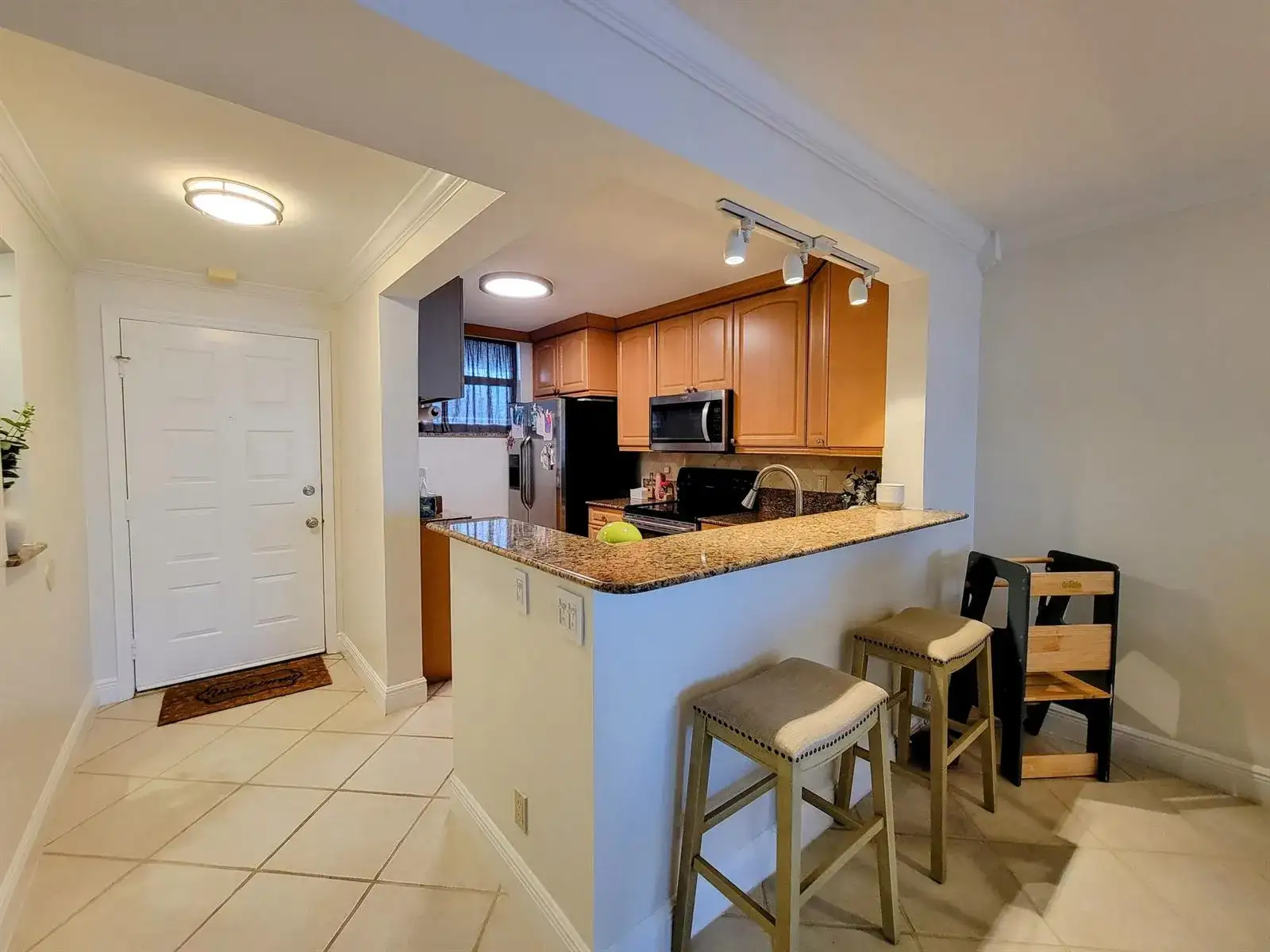 111 Lake Emerald Drive # 406, Oakland Park FL 33309 photo 4
