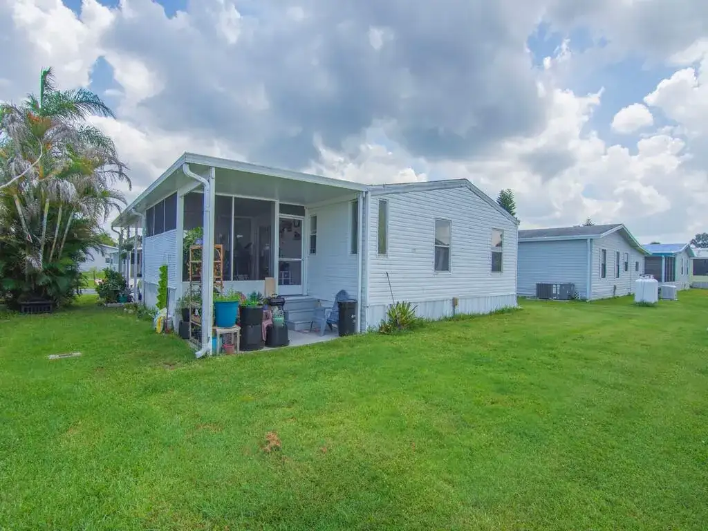 4697 SE Copperwood Terrace, Stuart FL 34997 photo 3