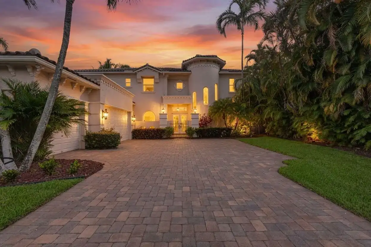 5133 Isabella Drive, Palm Beach Gardens FL 33418