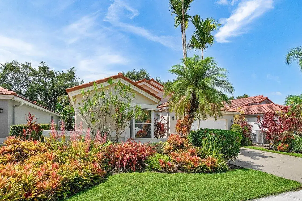 9763 Harbour Lake Circle S, Boynton Beach FL 33437 photo 2