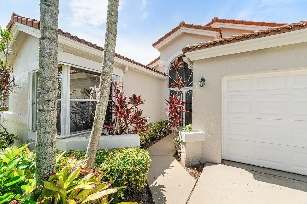 9763 Harbour Lake Circle S, Boynton Beach FL 33437 photo 3