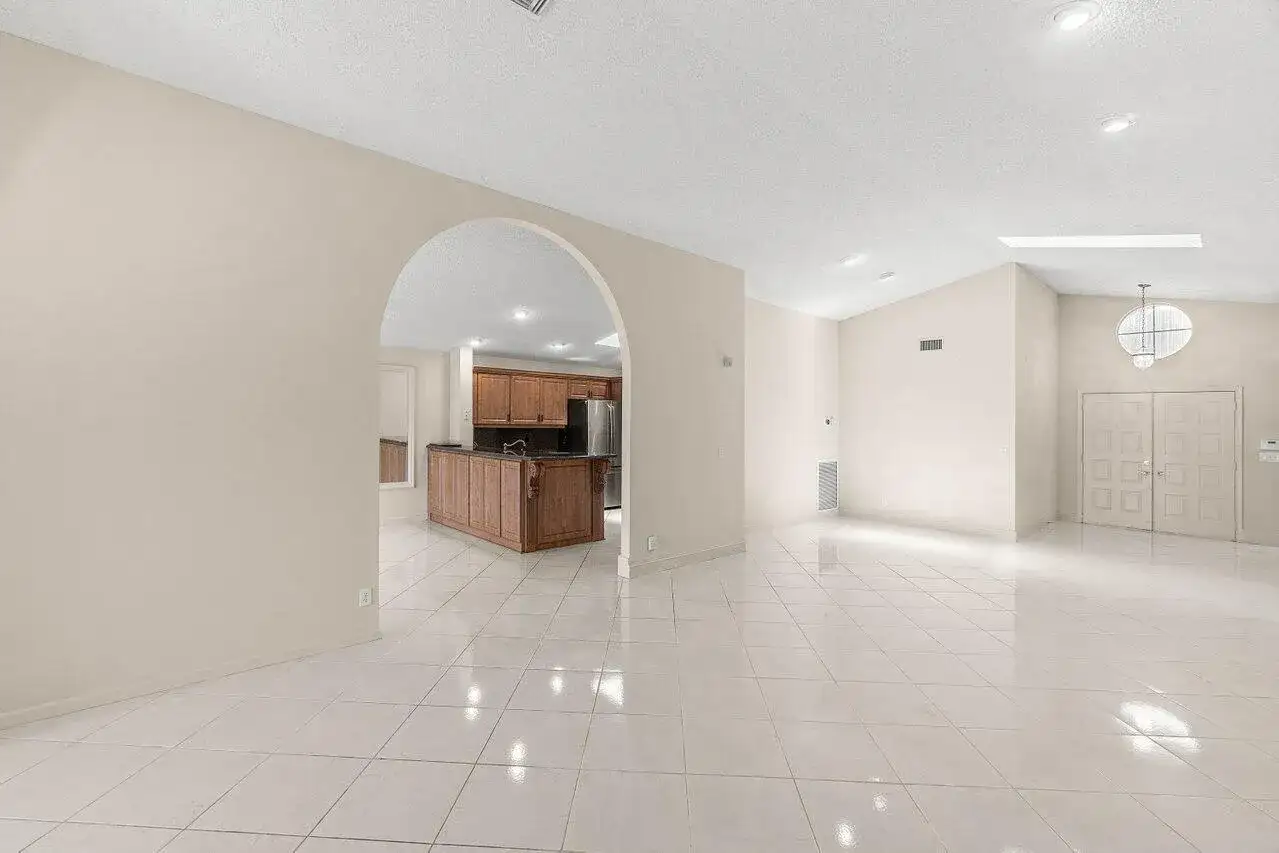 9763 Harbour Lake Circle S, Boynton Beach FL 33437 photo 4