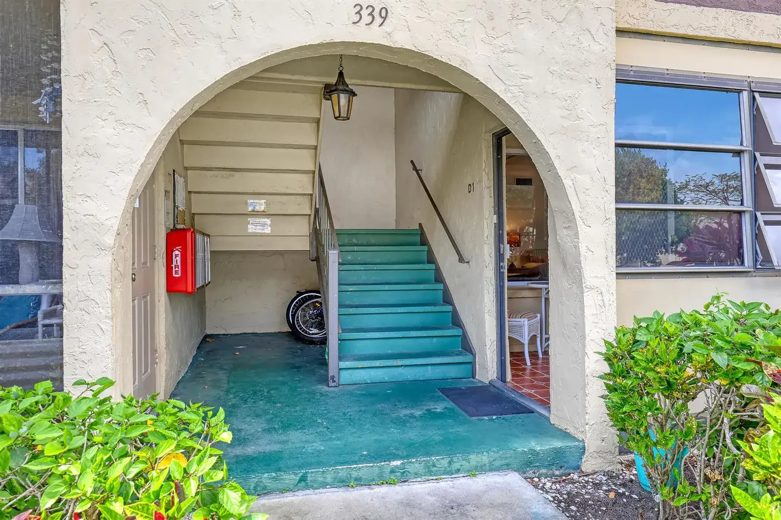 339 Pine Ridge Circle # 1, FL 33463 photo 4