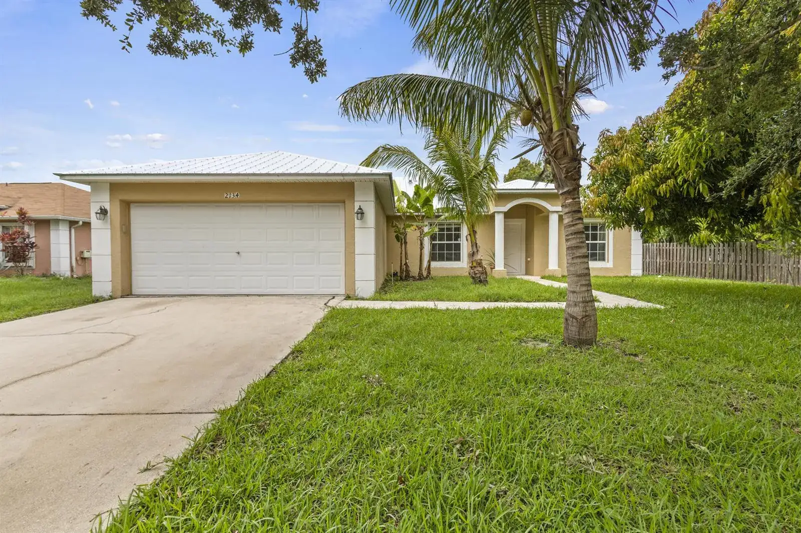 2134 SW Savage Boulevard, Port St. Lucie FL 34953