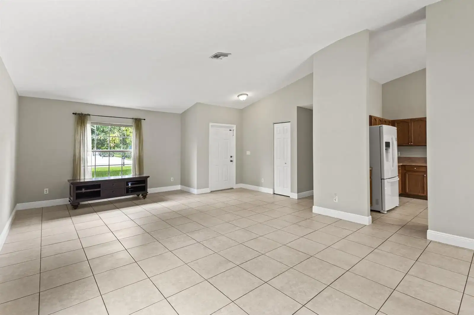 2134 SW Savage Boulevard, Port St. Lucie FL 34953 photo 4