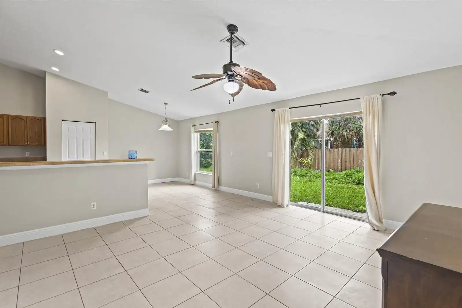 2134 SW Savage Boulevard, Port St. Lucie FL 34953 photo 5