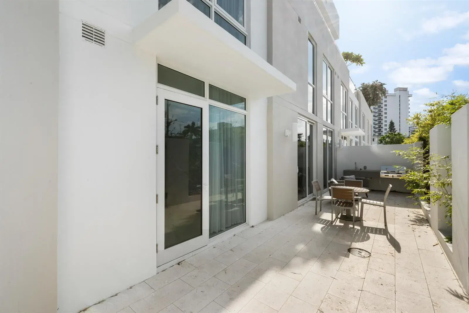 401 N Birch Road, Fort Lauderdale FL 33304
