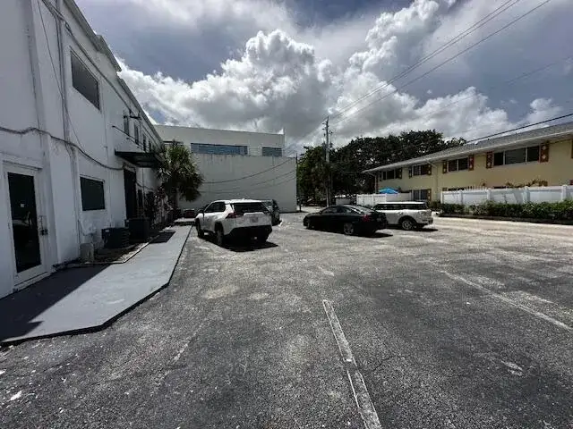 2631 E Oakland Park Boulevard # 105b, Fort Lauderdale FL 33306 photo 2