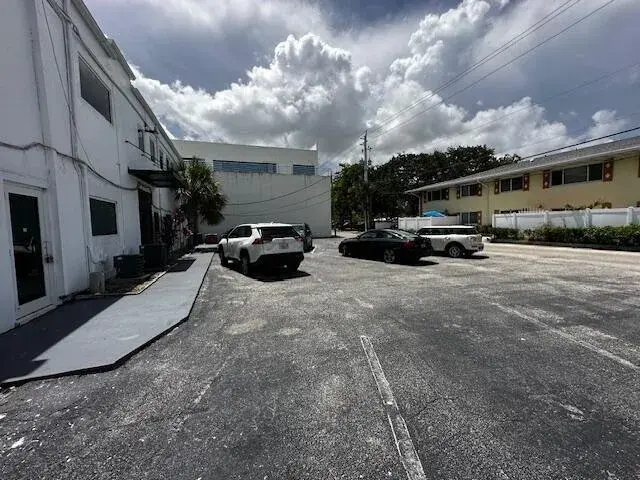 2631 E Oakland Park Boulevard # 105b, Fort Lauderdale FL 33306