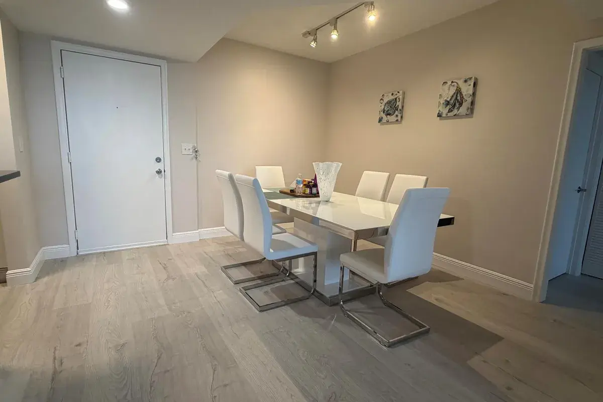 2775 NE 187th Street # 408, Aventura FL 33180