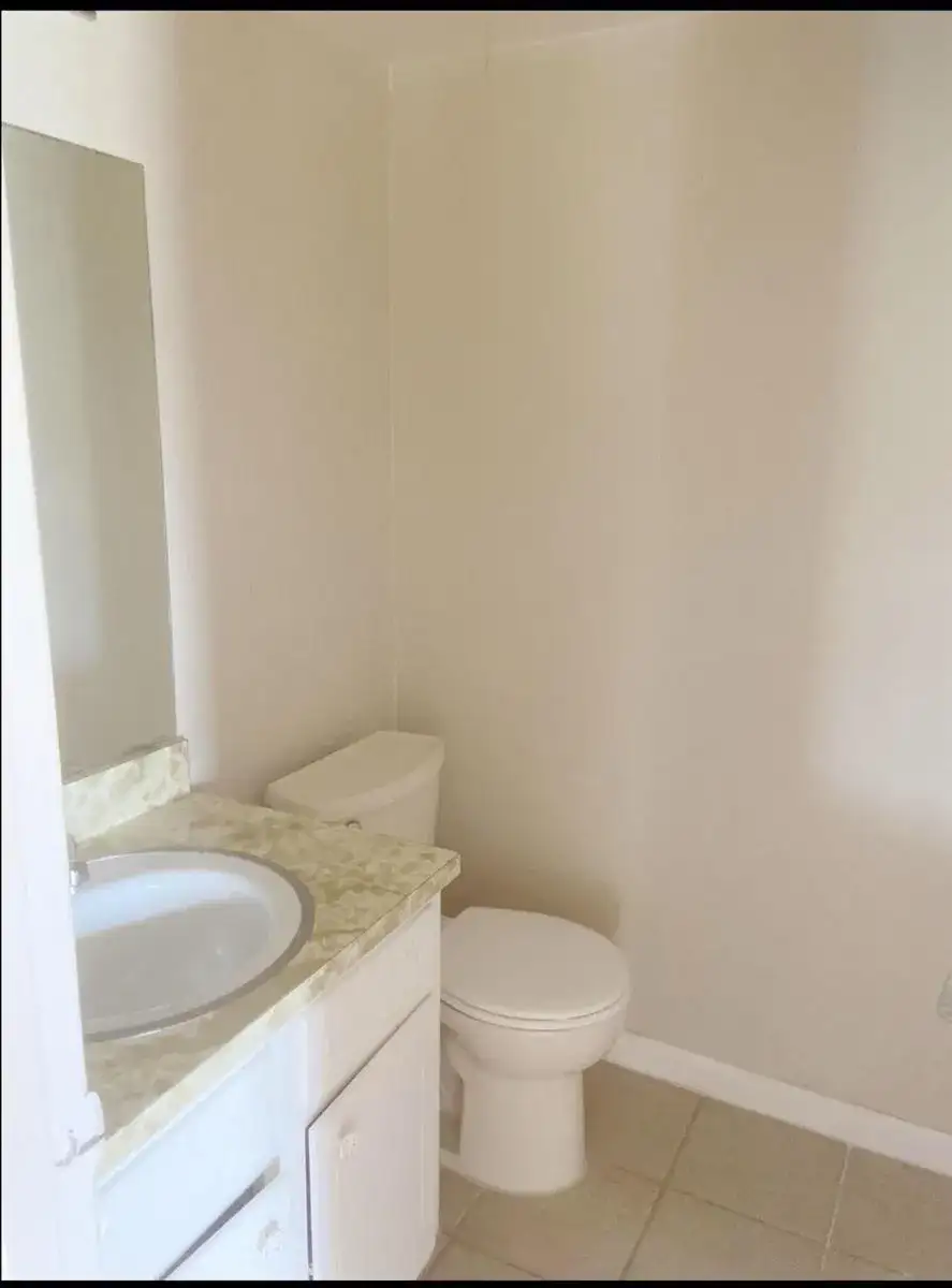 2050 Oleander Boulevard # 206, Fort Pierce FL 34950 photo 3