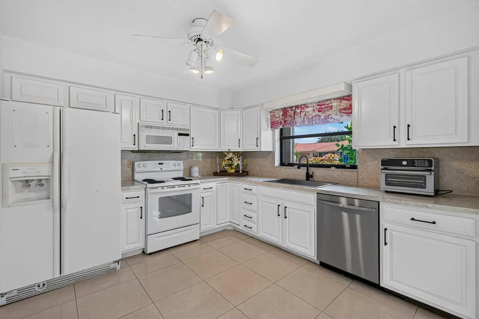 9830 Bischofia Tree Way, Boynton Beach FL 33436 photo 4