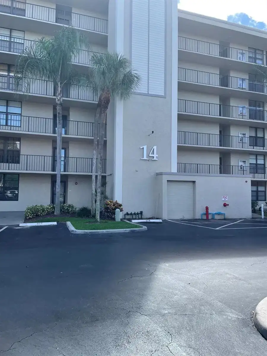 14 Royal Palm Way # 204, Boca Raton FL 33432 photo 4