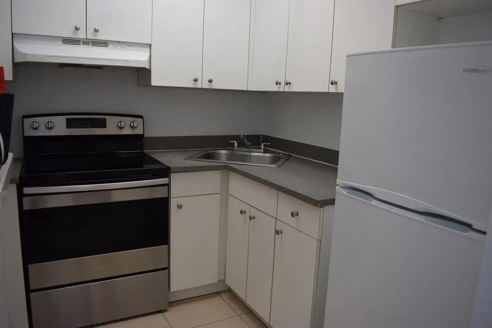 151 SE 6th Avenue Apt 14, Pompano Beach FL 33060 photo 3