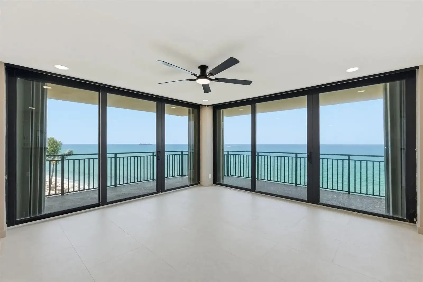 5460 N Ocean Drive # 6a, Riviera Beach FL 33404 photo 2