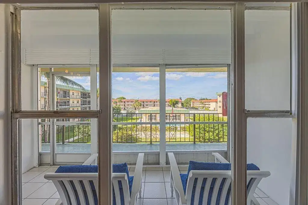 808 SE 7th Street # 305, Deerfield Beach FL 33441