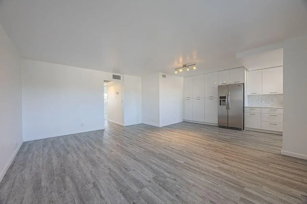 808 SE 7th Street # 305, Deerfield Beach FL 33441 photo 4