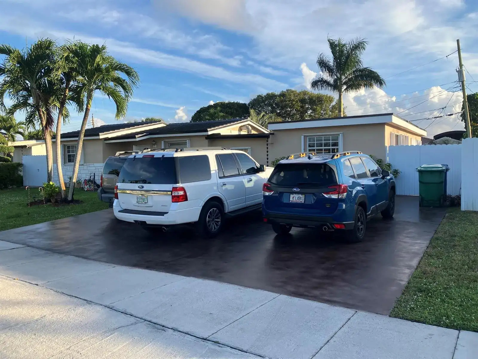 7960 NW 174th Street, Hialeah FL 33015 photo 2