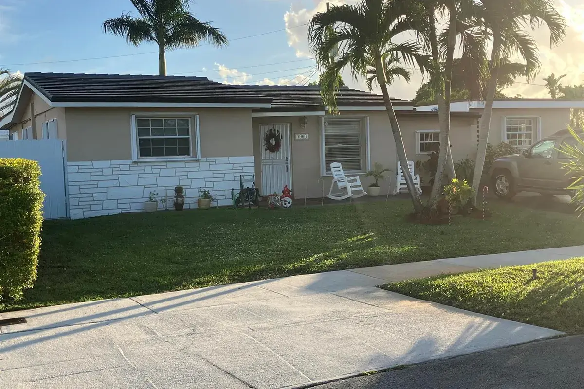 7960 NW 174th Street, Hialeah FL 33015