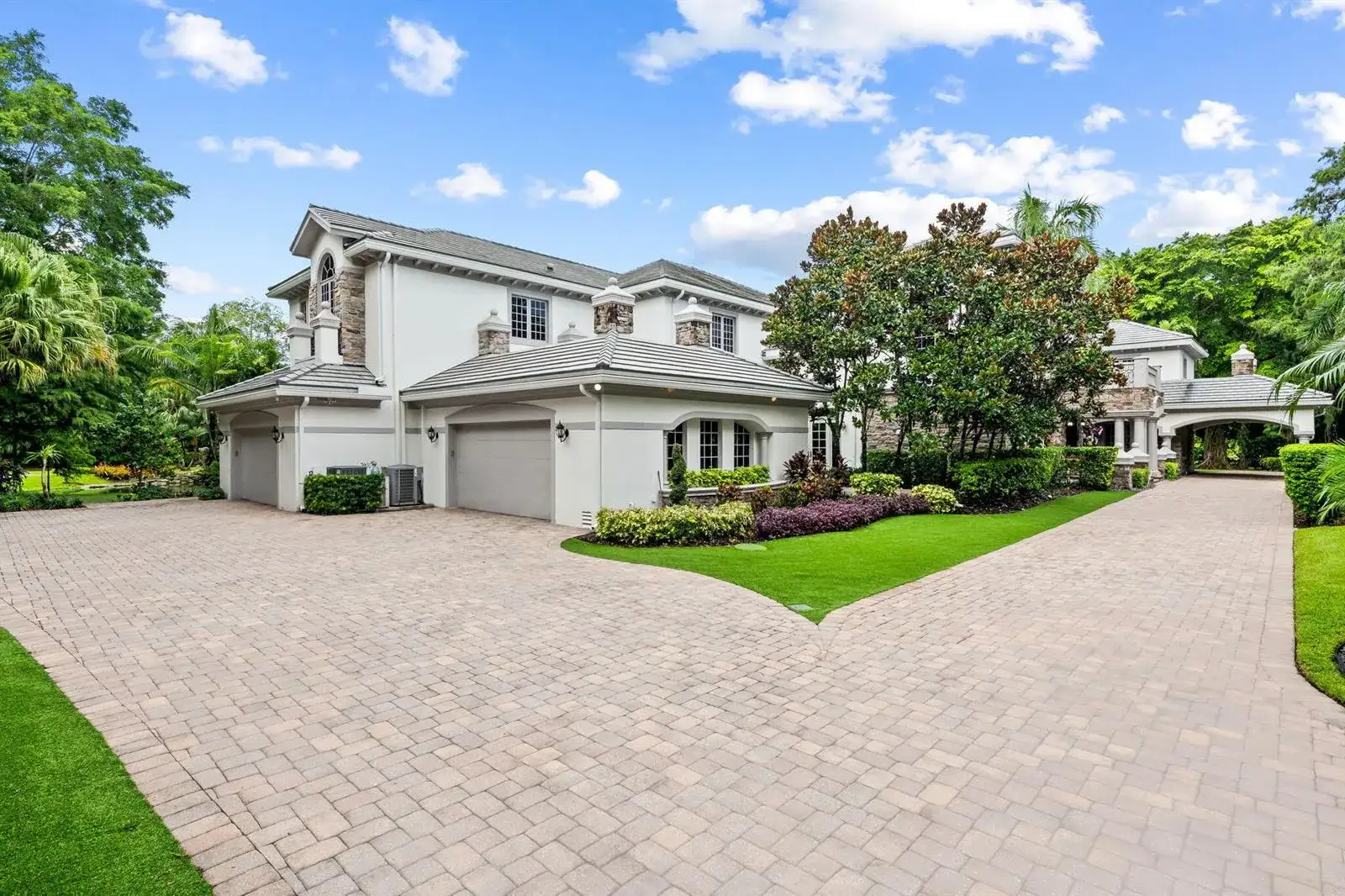 8950 NW 70th Court, Parkland FL 33067 photo 4