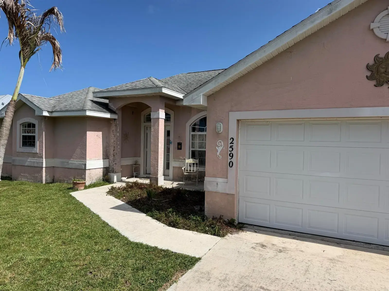 2590 SE South Blackwell Drive, Port St. Lucie FL 34952