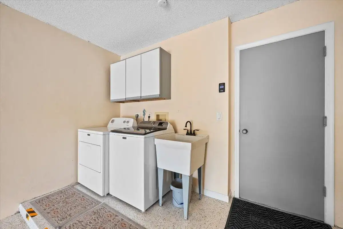 16913 Waterbend Drive # 165, Jupiter FL 33477 photo 3