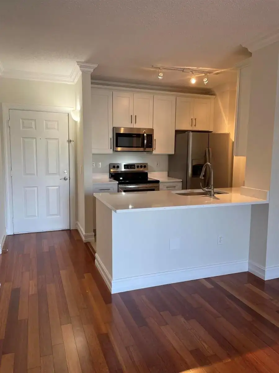 780 S Sapodilla Avenue # 412, West Palm Beach FL 33401 photo 2