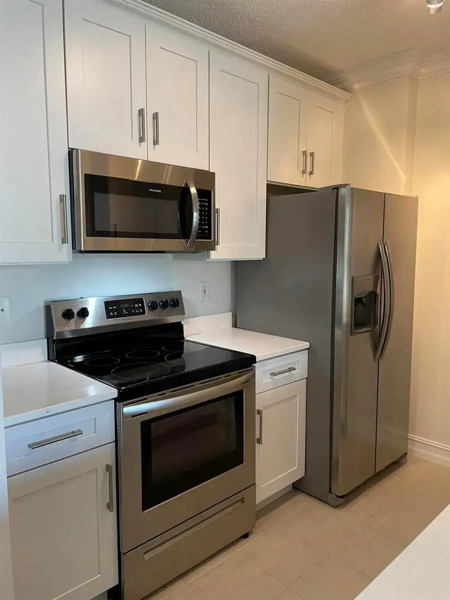 780 S Sapodilla Avenue # 412, West Palm Beach FL 33401 photo 3