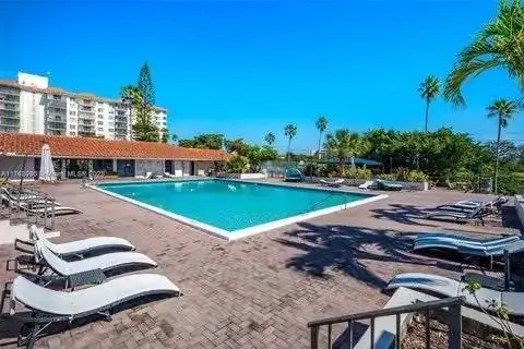 4158 Inverrary Drive # 111, Lauderhill FL 33319