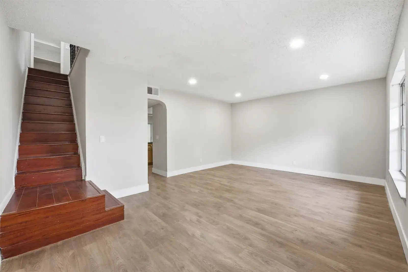 7318 NW 75th Street, Tamarac FL 33321 photo 3