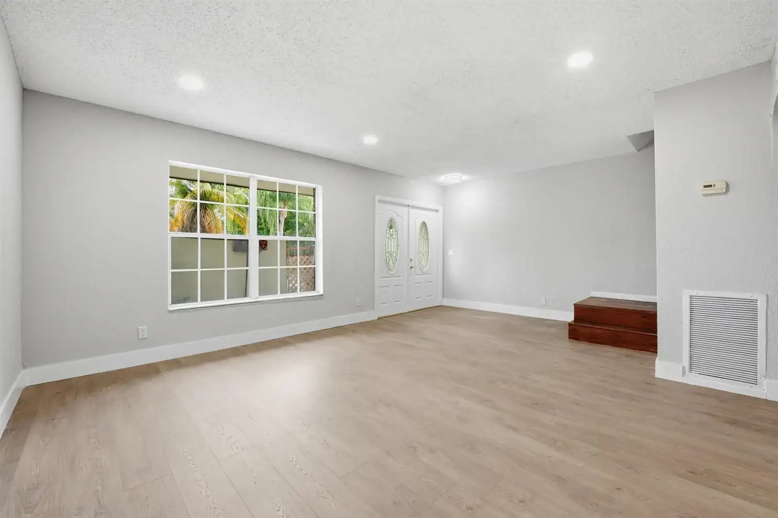 7318 NW 75th Street, Tamarac FL 33321 photo 5