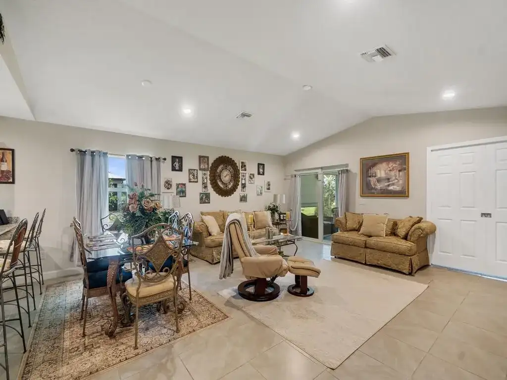 13951 Brazil Court, Fort Pierce FL 34951 photo 5