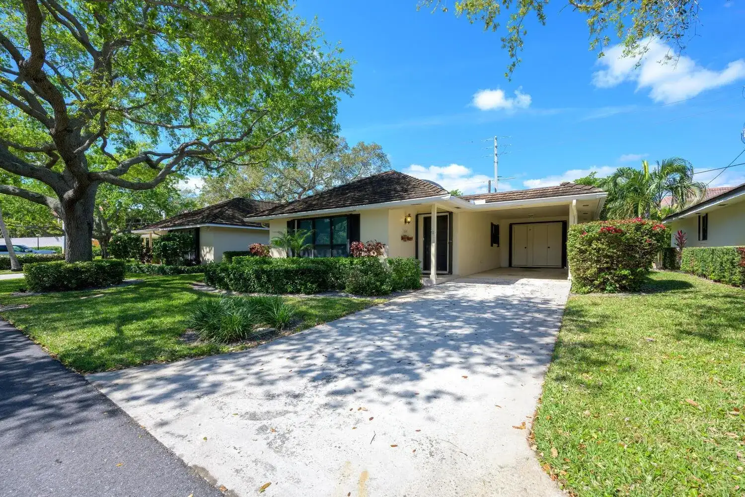 11335 Twelve Oaks Way, North Palm Beach FL 33408 photo 2