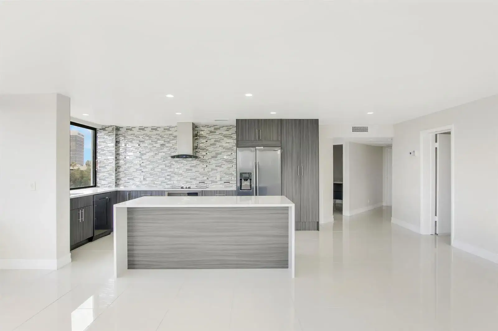 1500 Presidential Way # 404, West Palm Beach FL 33401