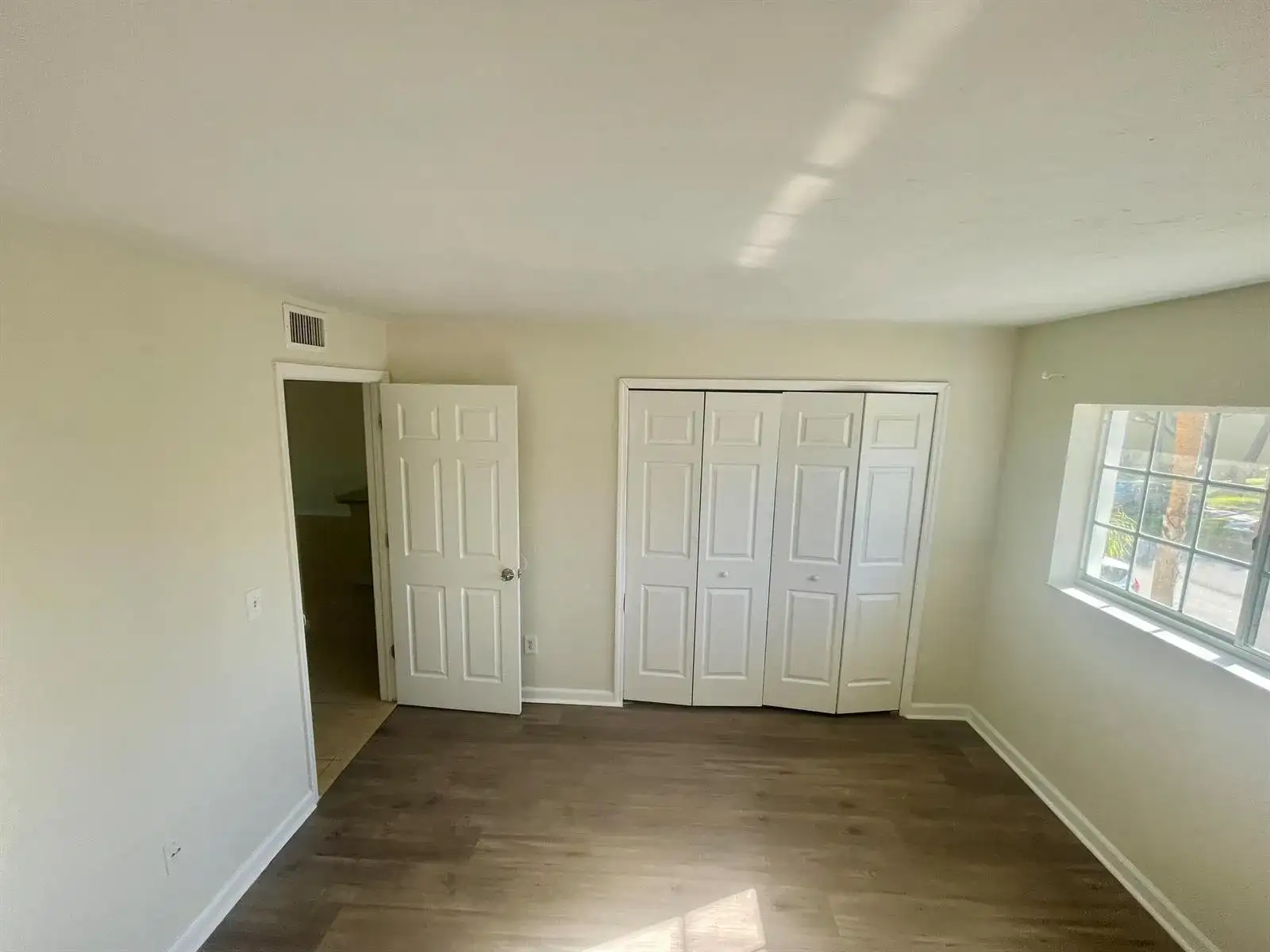 1905 Palm Beach Trace Drive, Royal Palm Beach FL 33411 photo 2