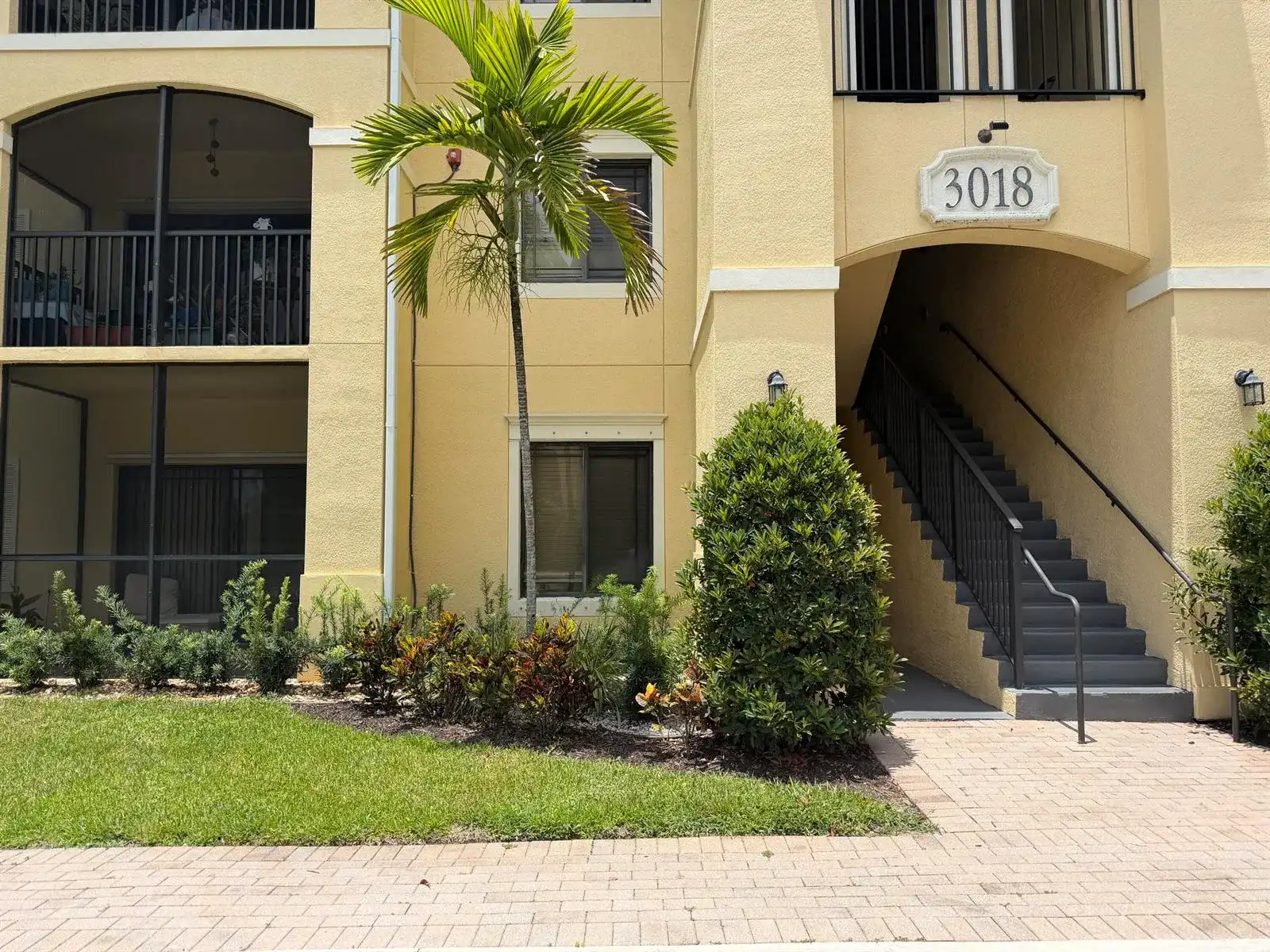 3018 Alcazar Place # 101, Palm Beach Gardens FL 33410