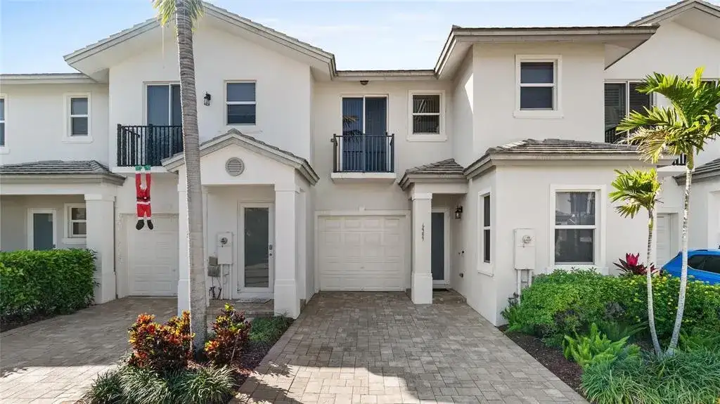 6989 Pines Circle # 39, Coconut Creek FL 33073 photo 2
