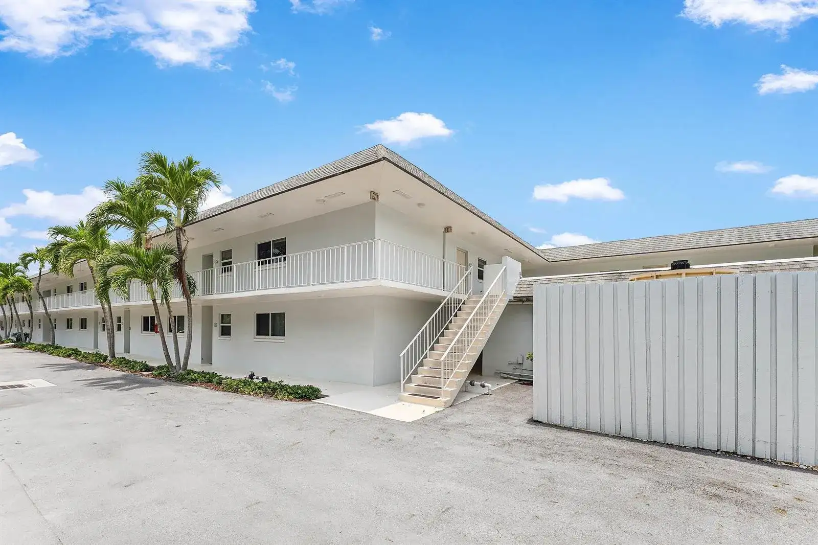207 Tropic Isle Drive # 2050, Delray Beach FL 33483 photo 2