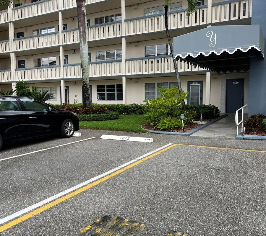 3089 Yarmouth E # 3089, Boca Raton FL 33434