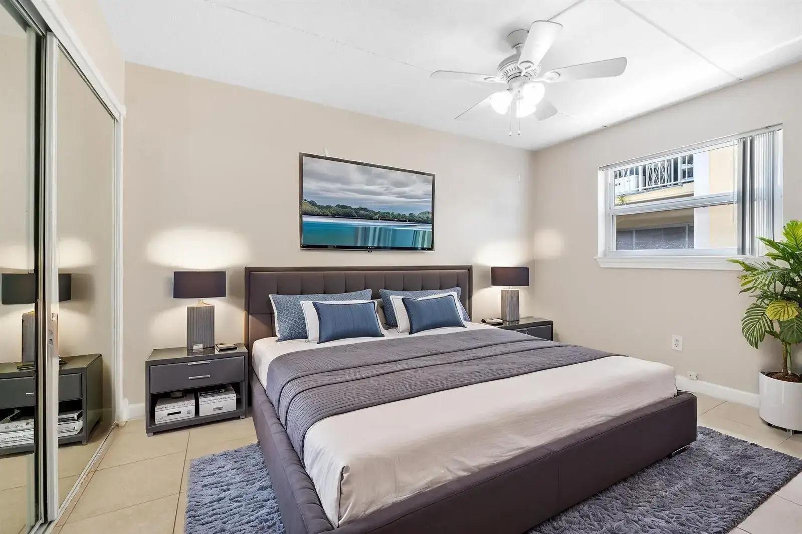 510 Prosperity Farms Rd. Road # 4b, North Palm Beach FL 33408