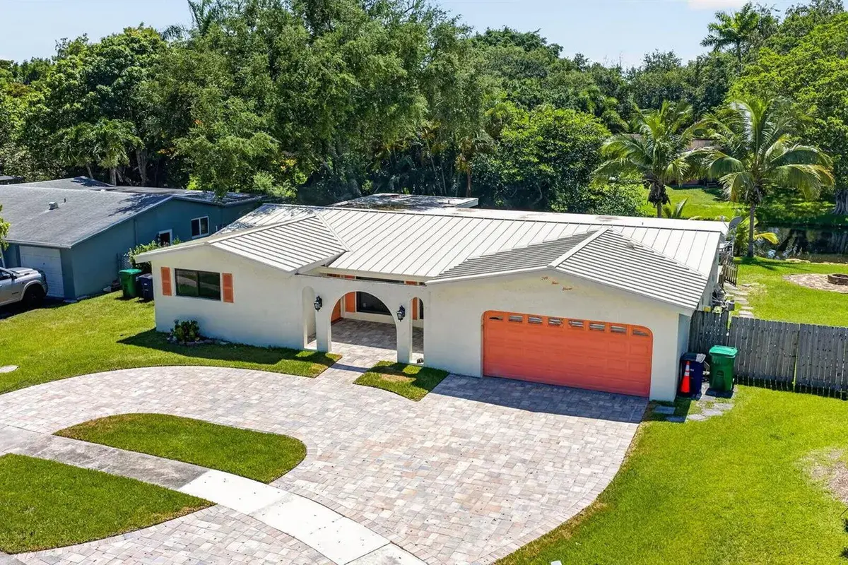 5411 SW 94th Avenue, Cooper City FL 33328